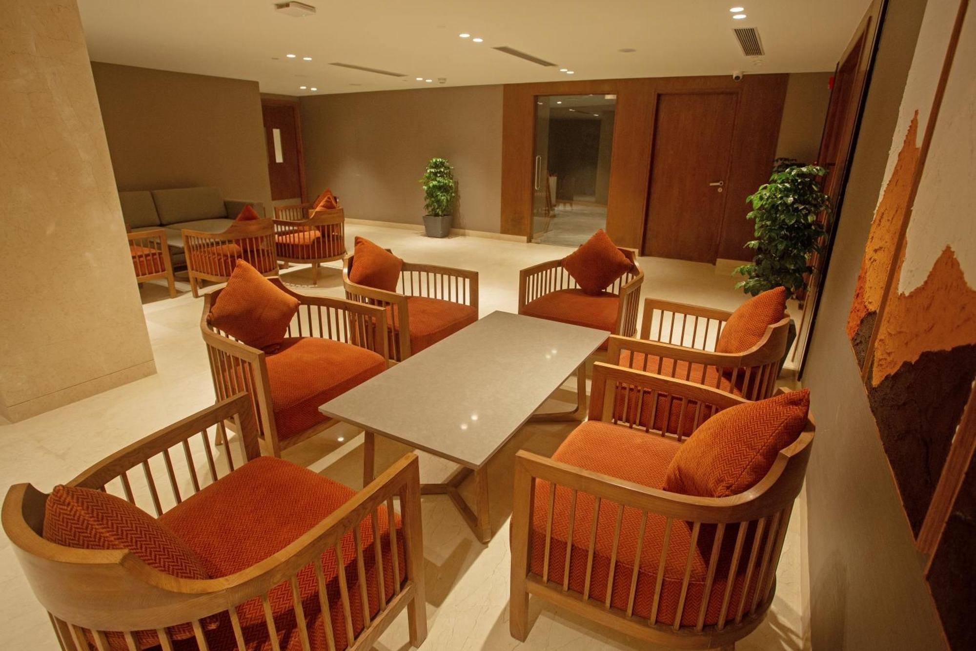 Arista By Ambition Hotell Guwahati Exteriör bild