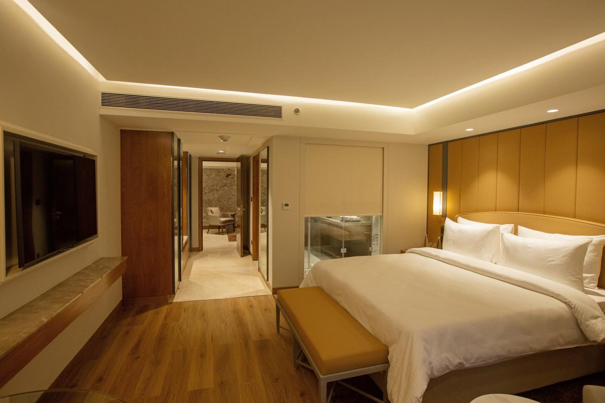 Arista By Ambition Hotell Guwahati Exteriör bild