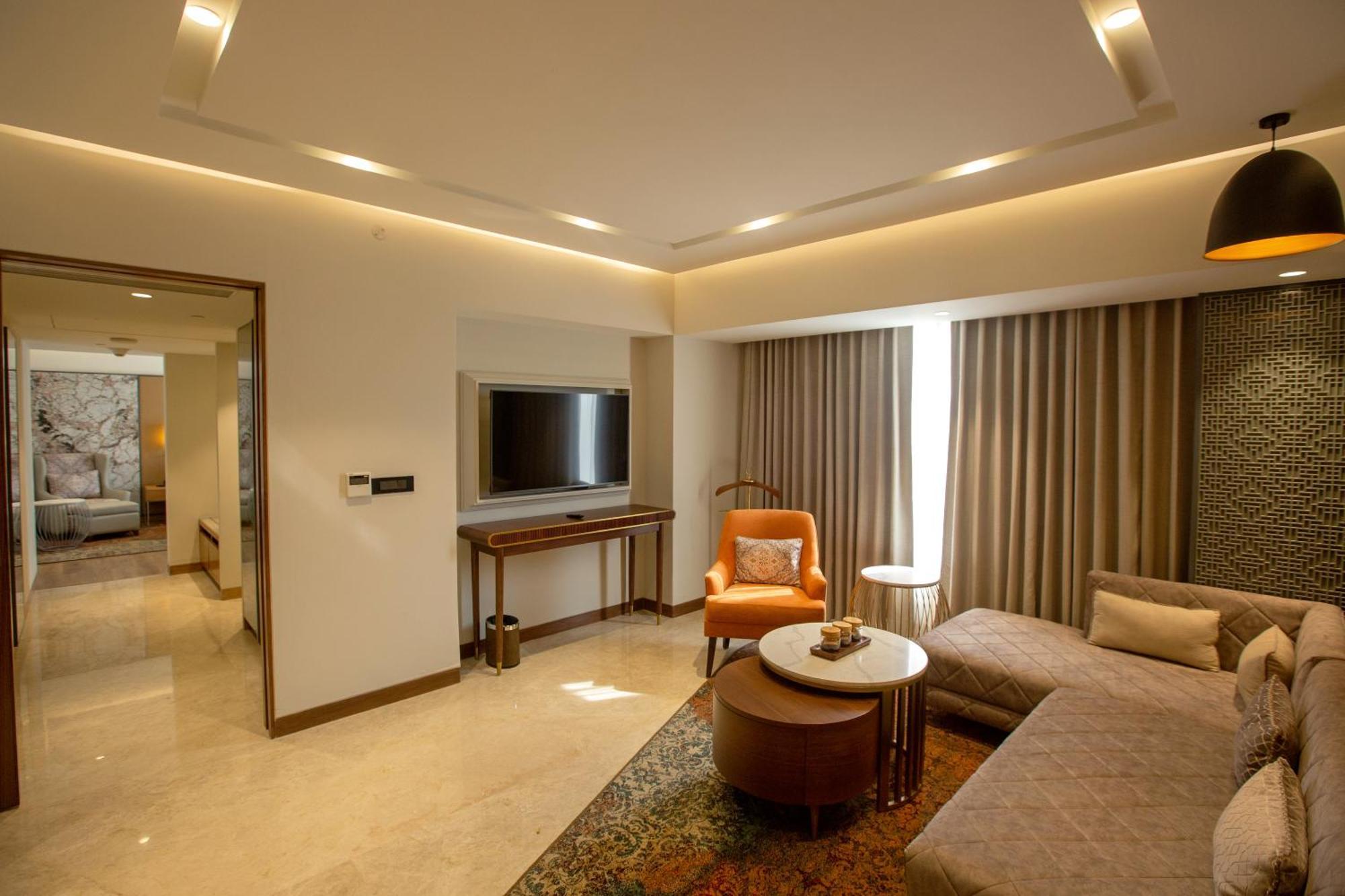 Arista By Ambition Hotell Guwahati Exteriör bild